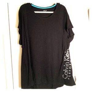 Black t-shirt